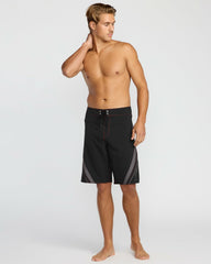 Fluid 2K Pro Performance 21" Boardshorts - Stealth | Billabong Men