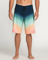 Fluid Pro Performance 21" Boardshorts - Multi | Billabong Men