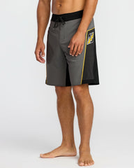Straddie Pro Performance 20" Boardshorts - Pewter | Billabong Men