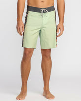 Sundays Airlite 19" Boardshorts - Green Ash | Billabong Men