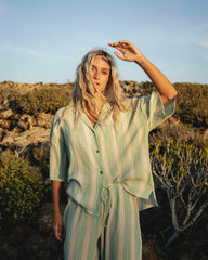 Beach Side Short Sleeve Shirt - Island Green | Billabong Women