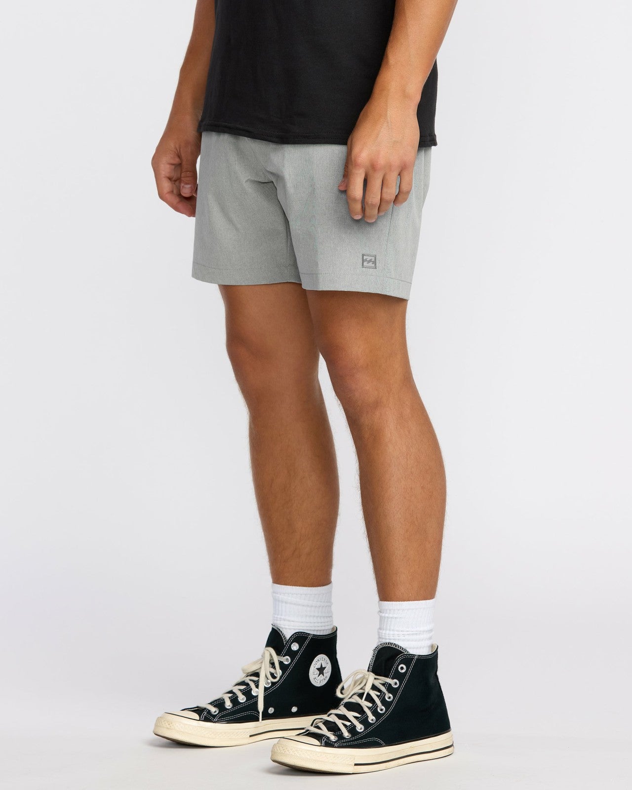 Crossfire Submersible 17" Hybrid Shorts - Green Ash | Billabong Men