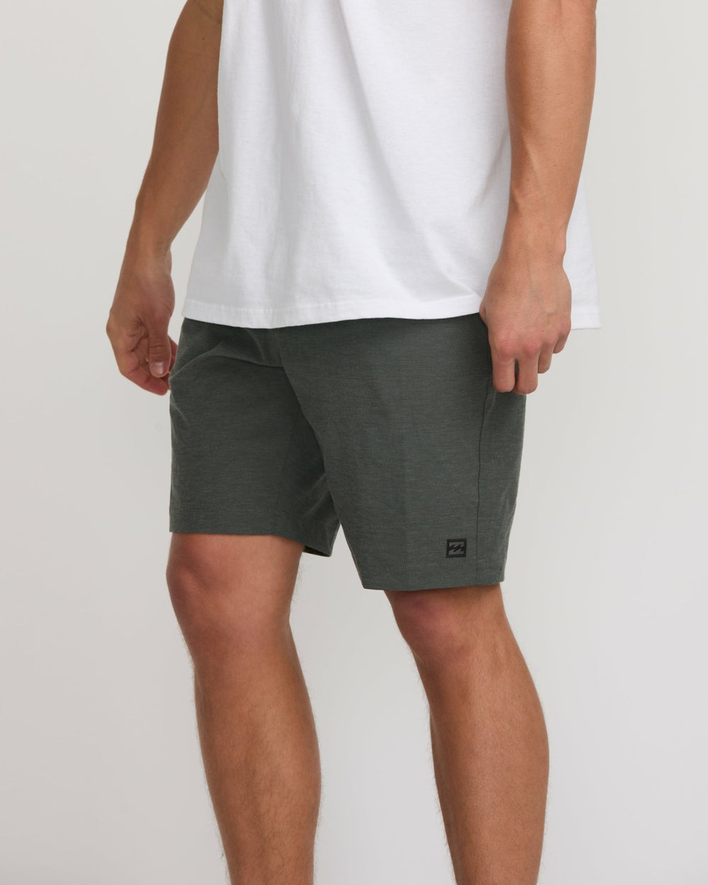 Crossfire Submersible 19" Hybrid Shorts - Asphalt | Billabong Men
