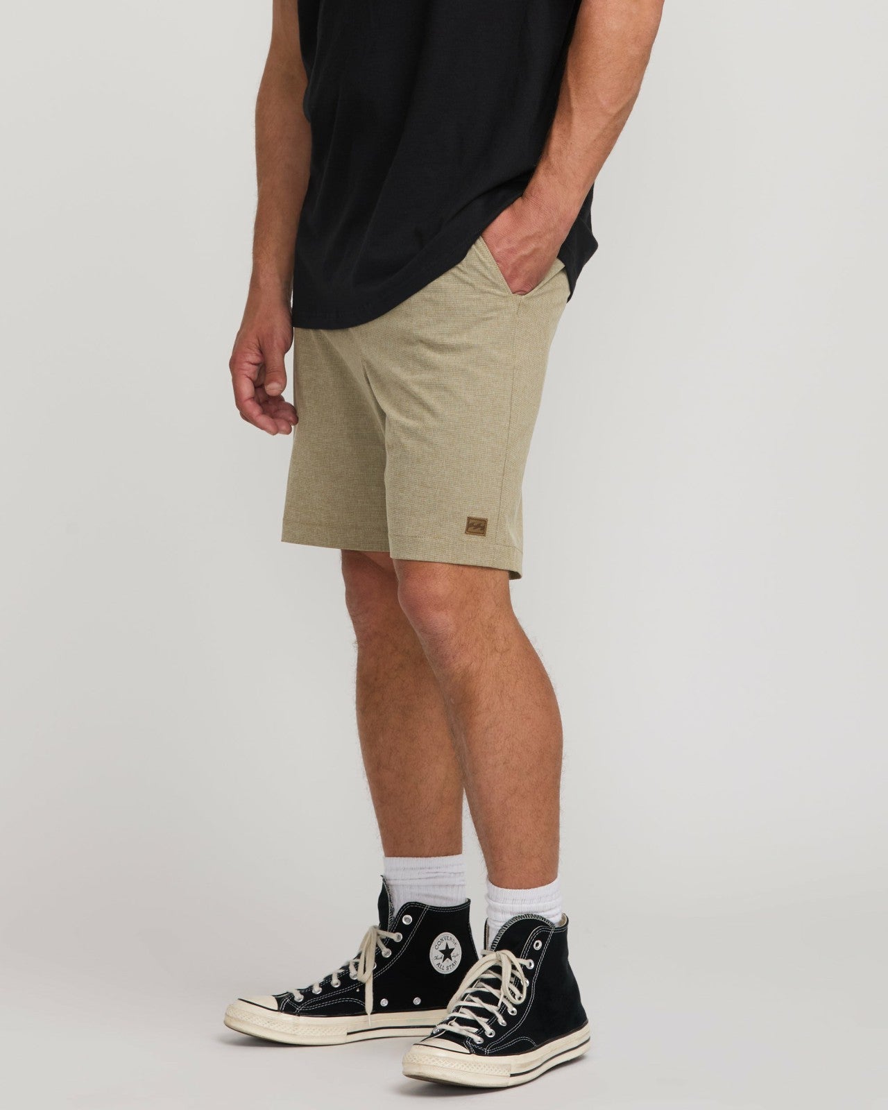 Crossfire Submersible 19" Hybrid Shorts - Khaki | Billabong Men