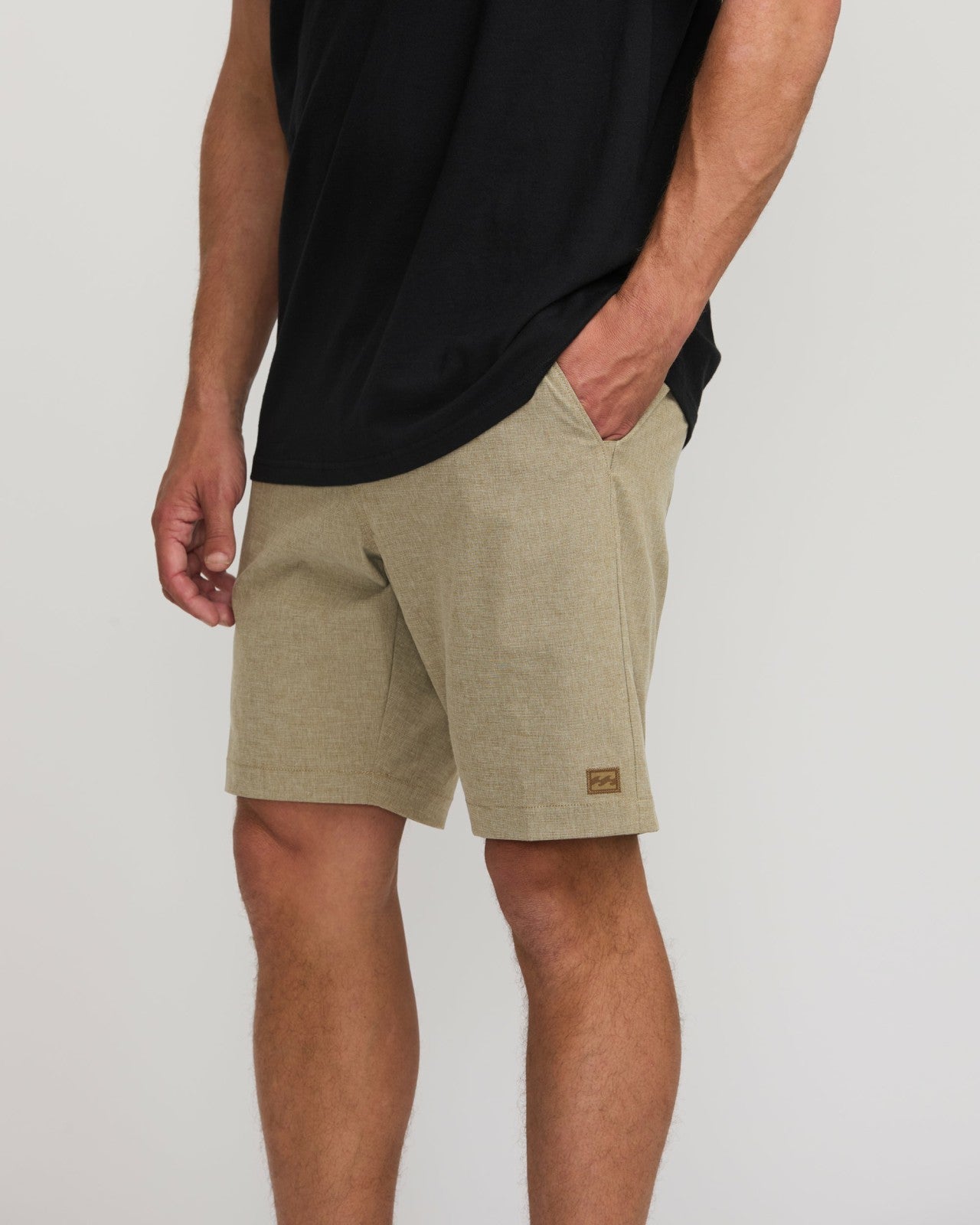 Crossfire Submersible 19" Hybrid Shorts - Khaki | Billabong Men