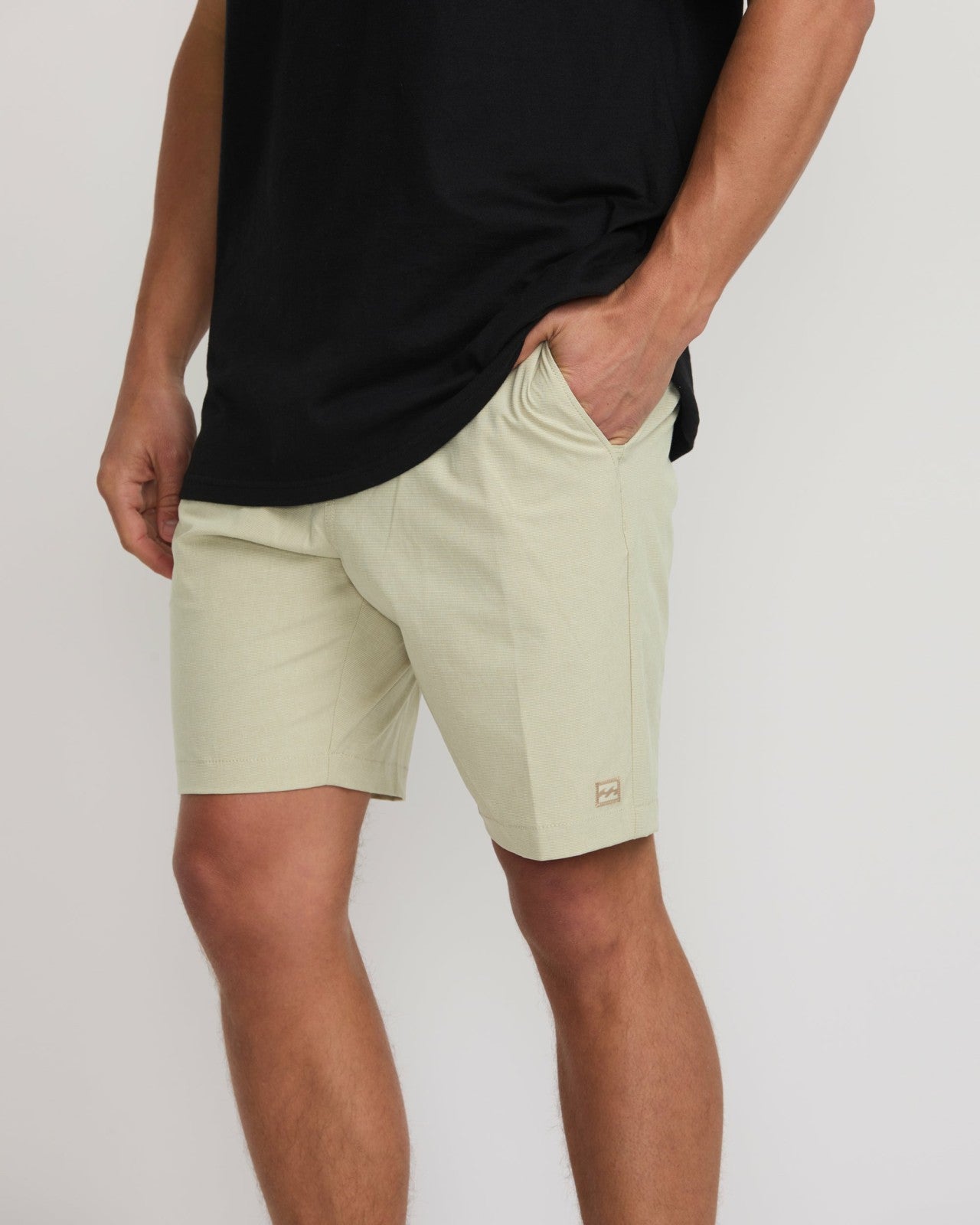 Crossfire Submersible 19" Hybrid Shorts - Moon | Billabong Men