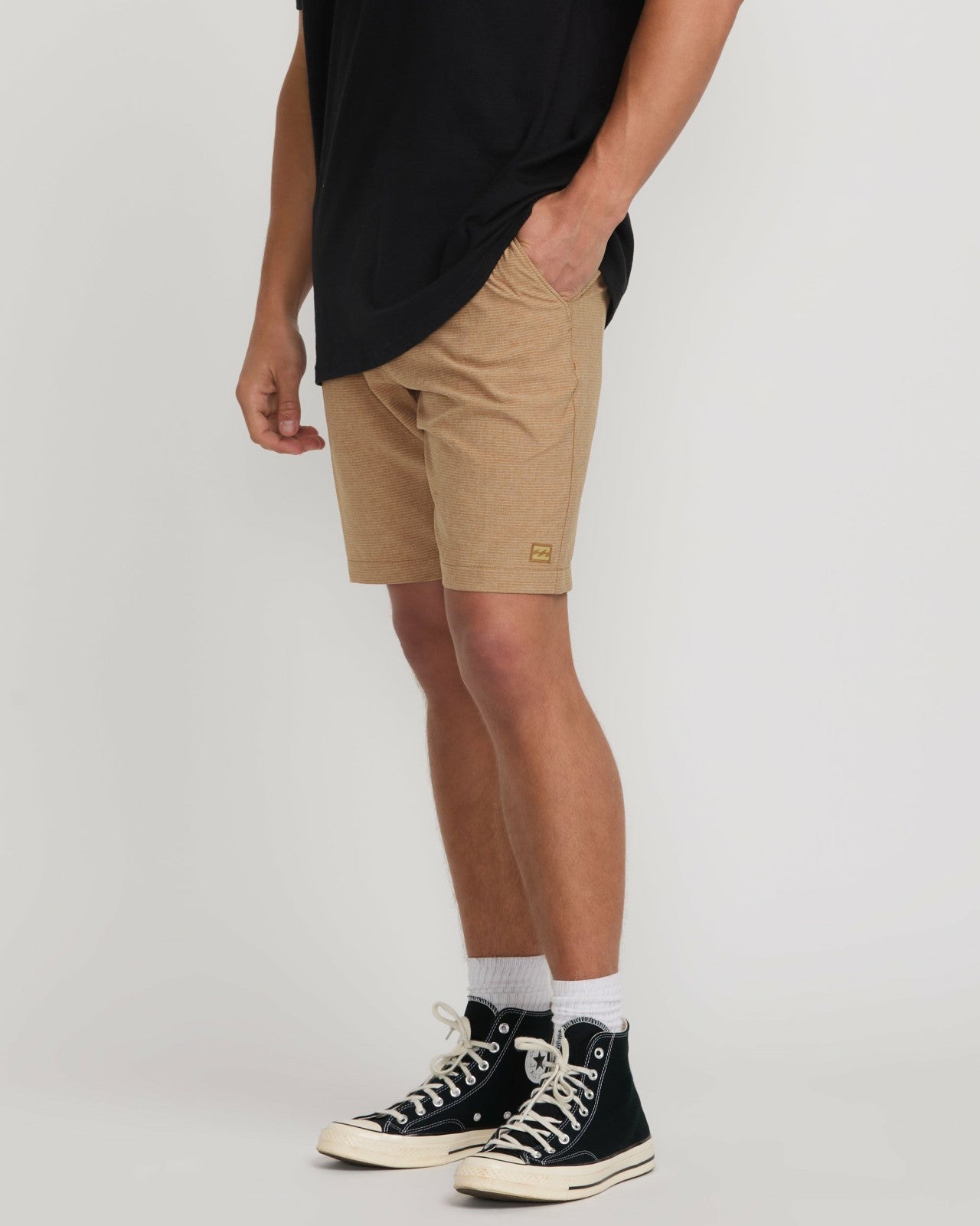 Crossfire Submersible 19" Hybrid Shorts - Tobacco | Billabong Men