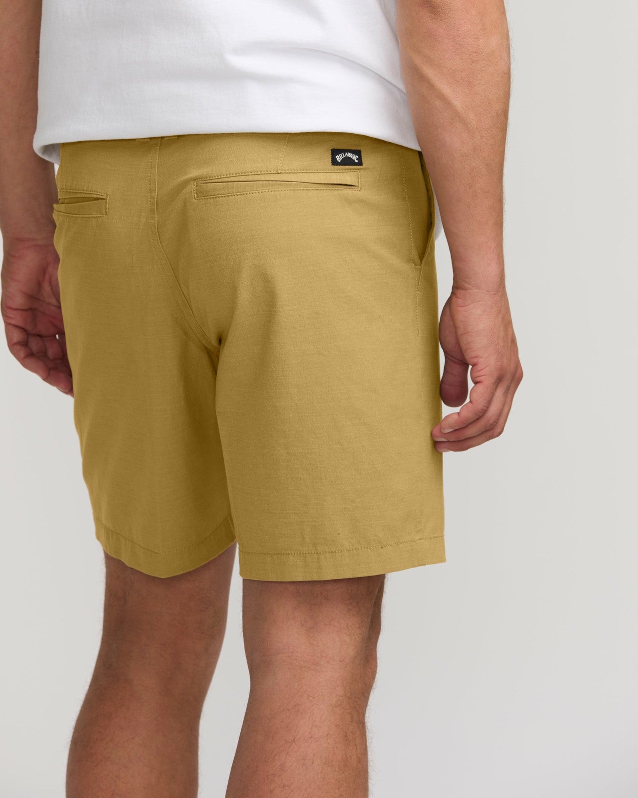 Crossfire Wave Wash Submersible 18" Hybrid Shorts - Khaki | Billabong Men
