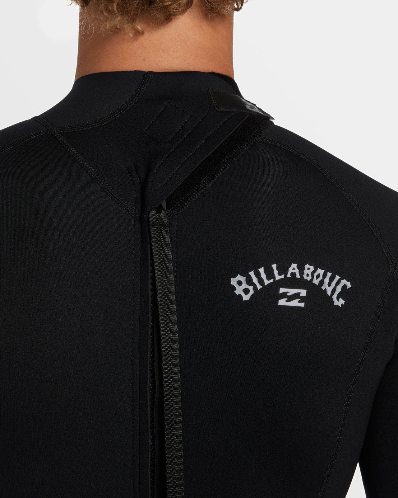2mm Foil Flatlock Back Zip Short Sleeve Springsuit - Black | Billabong Men