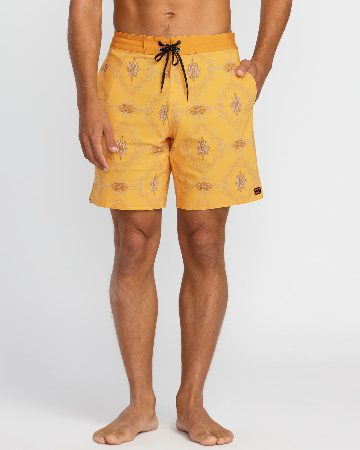 Good Times Lo Tide 18" Boardshorts - Dust Yellow | Billabong Men