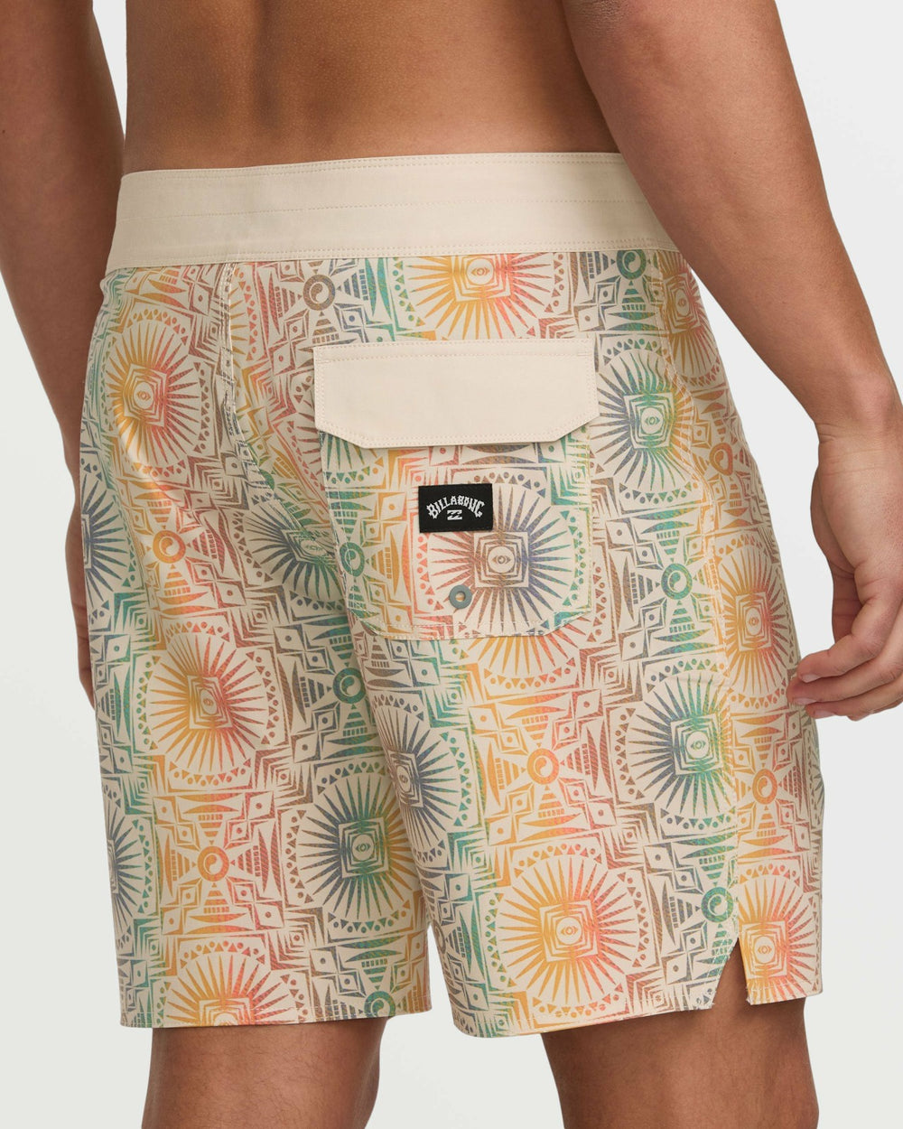 Good Times Pro Performance 18" Boardshorts - Desert Sand | Billabong Men
