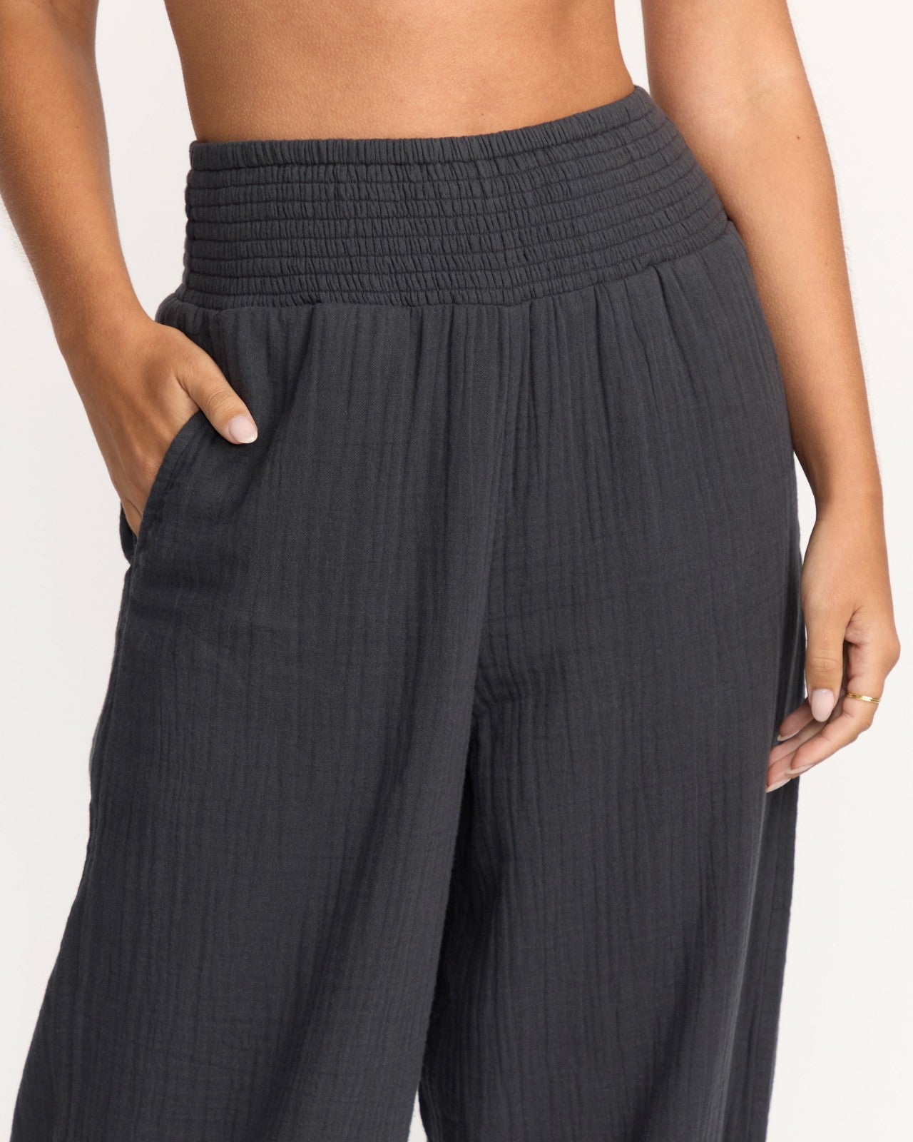 New Waves Gauze Elastic Waist Pants - Black Sands | Billabong Women