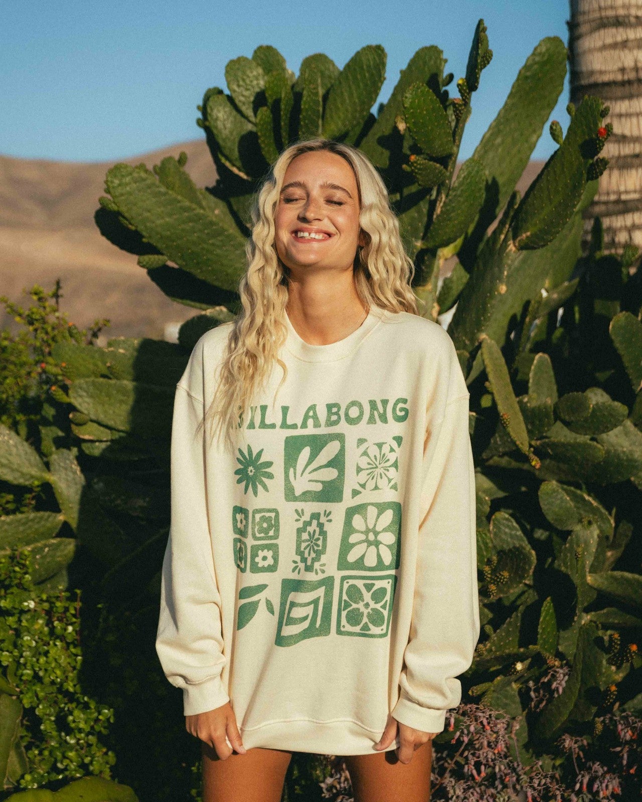 Ride In Crew Sweatshirt - Whitecap | Billabong Women