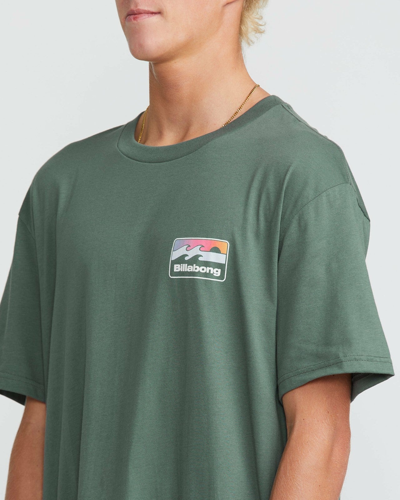 Runner Premium Tee - Dark Slate | Billabong Men