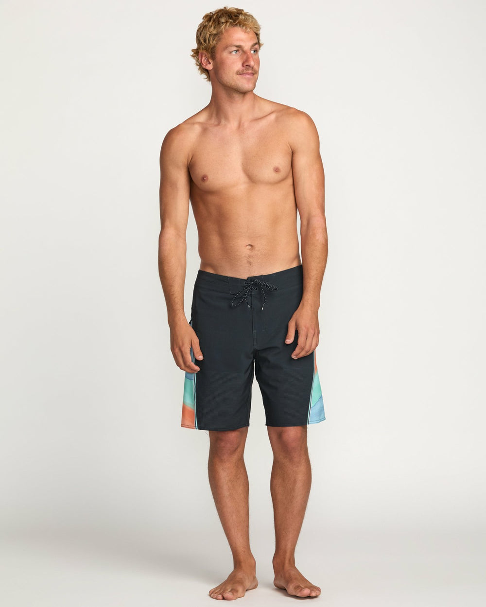 Straddie Airlite 20" Boardshorts - Navy | Billabong Men