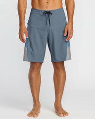 Straddie Airlite 20" Boardshorts - Steel Blue | Billabong Men