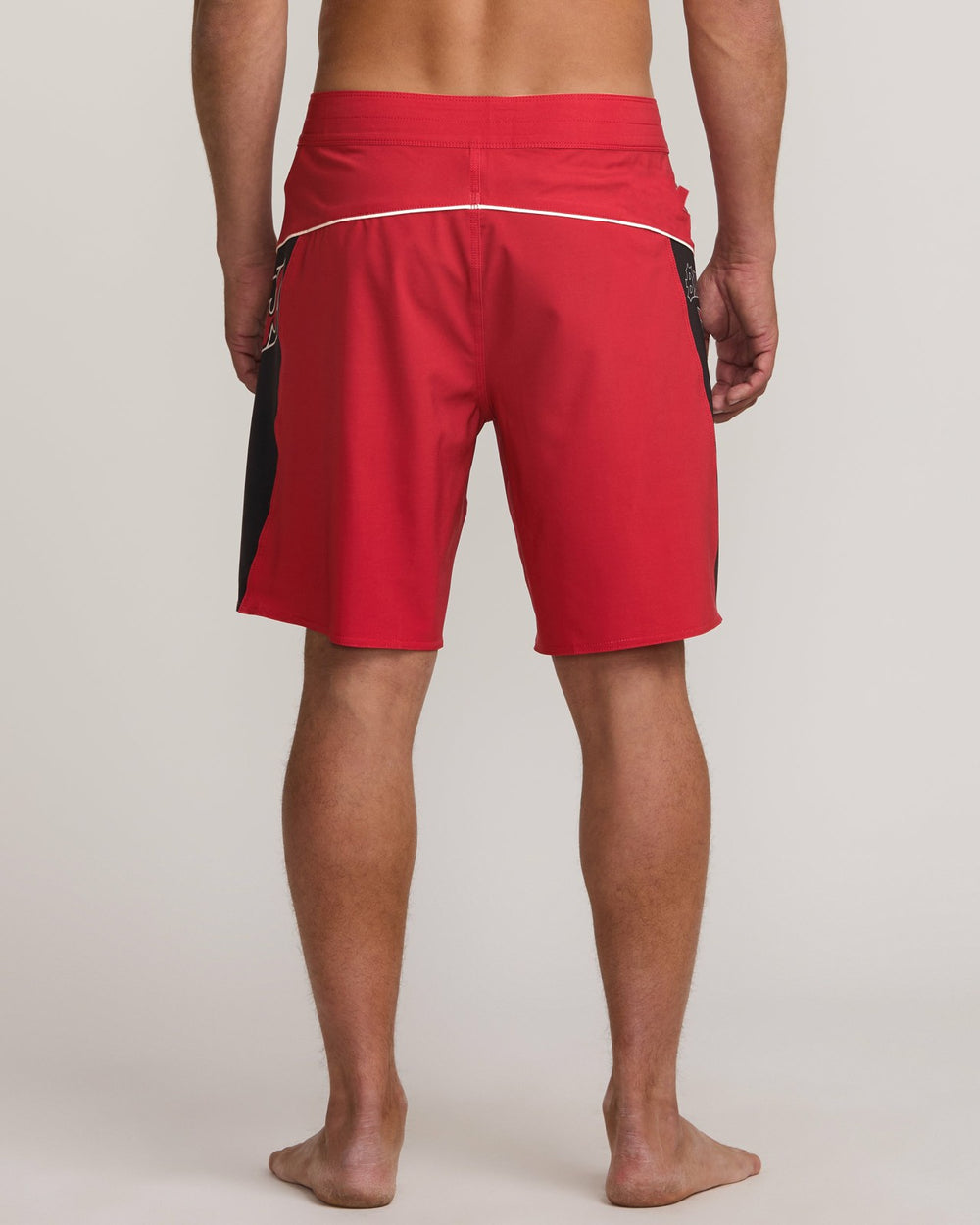 Straddie Pro Performance 20" Boardshorts - Scarlet | Billabong Men