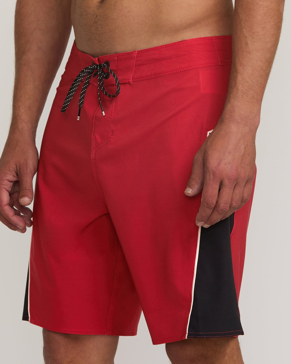 Straddie Pro Performance 20" Boardshorts - Scarlet | Billabong Men