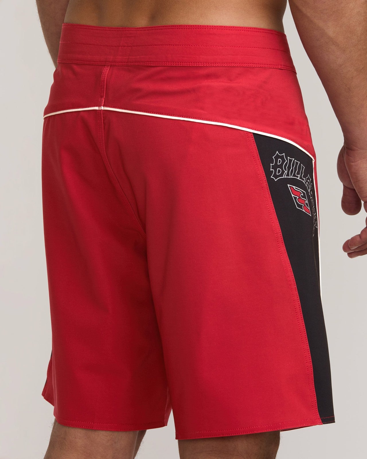 Straddie Pro Performance 20" Boardshorts - Scarlet | Billabong Men