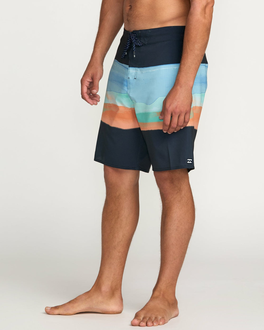 Sundays Airlite 19" Boardshorts - Stealth | Billabong Men