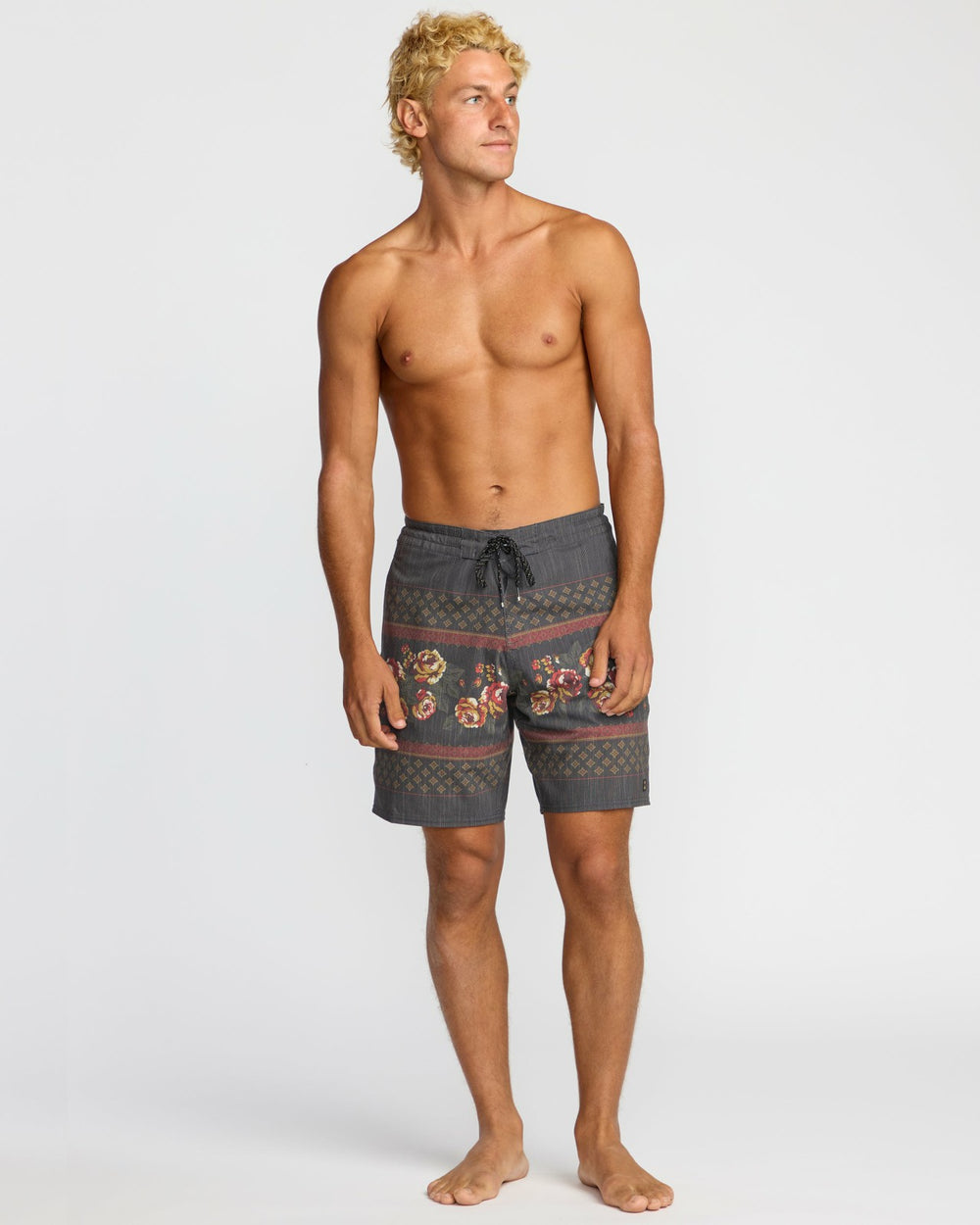 Sundays Lo Tide 19" Boardshorts - Black | Billabong Men