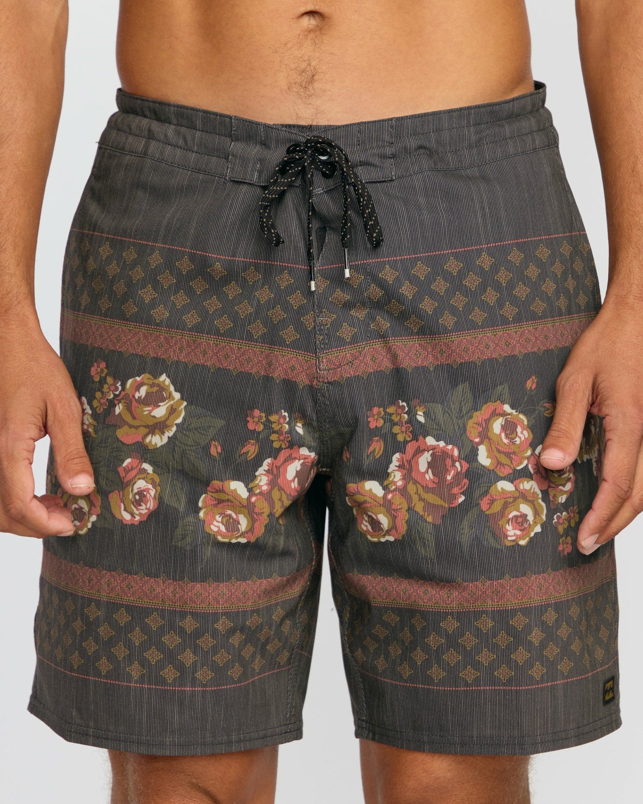 Sundays Lo Tide 19" Boardshorts - Black | Billabong Men