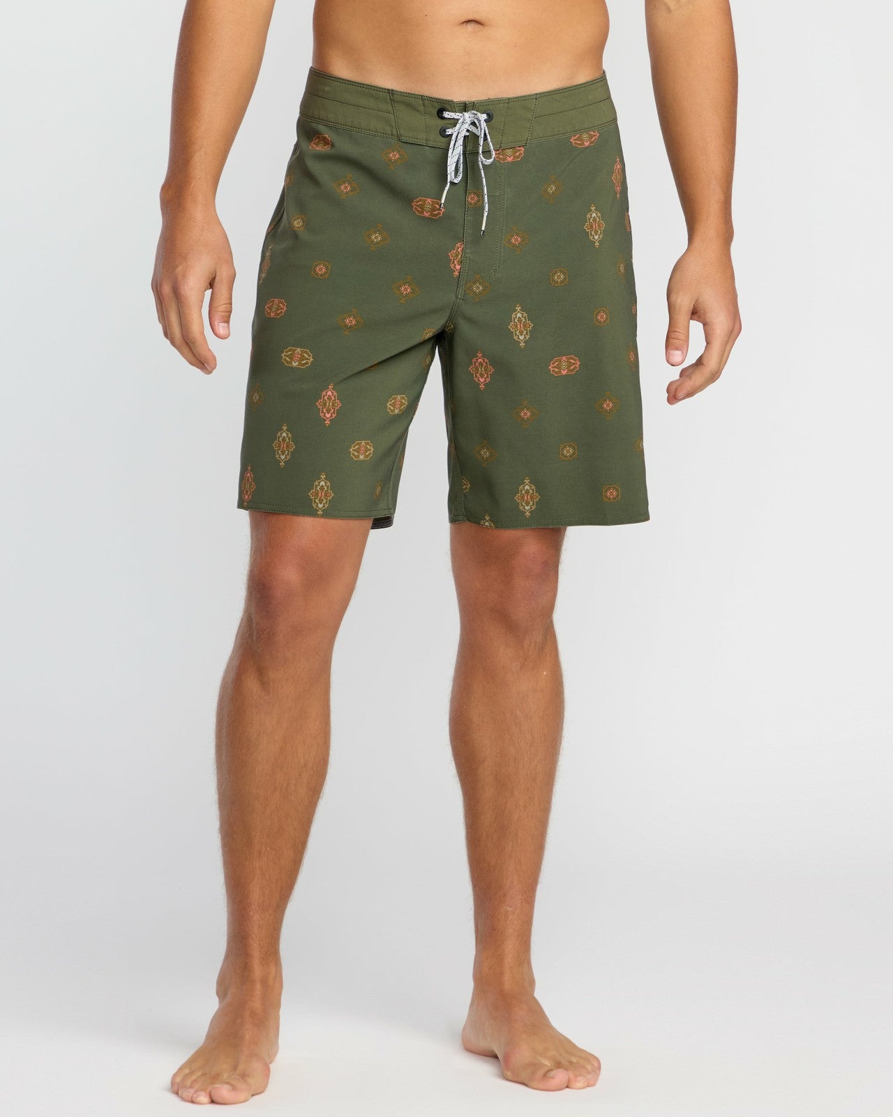 Sundays Pro Performance 19" Boardshorts - Military | Billabong Men