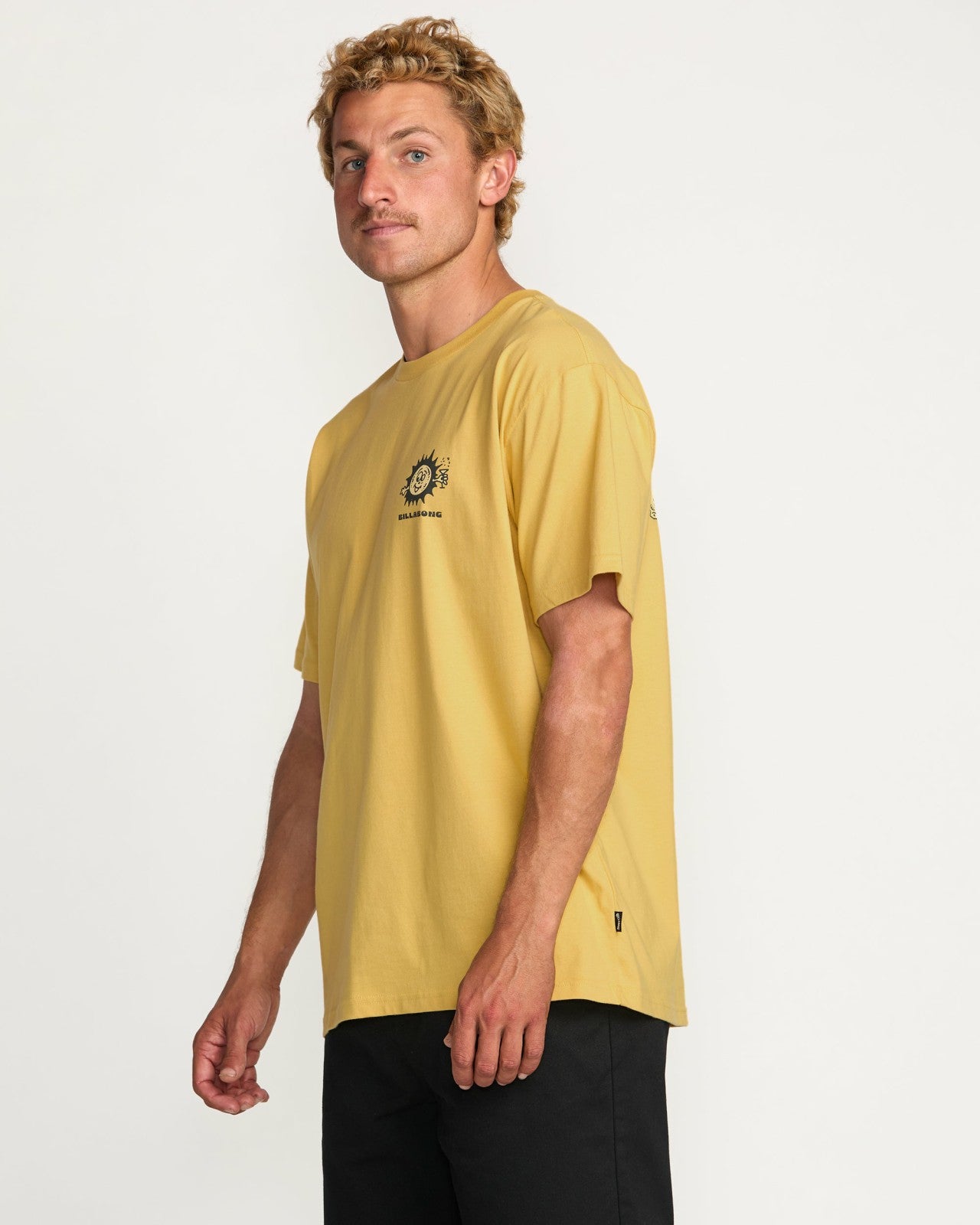 Sun Fun Regular Tee - Vintage Gold | Billabong Men