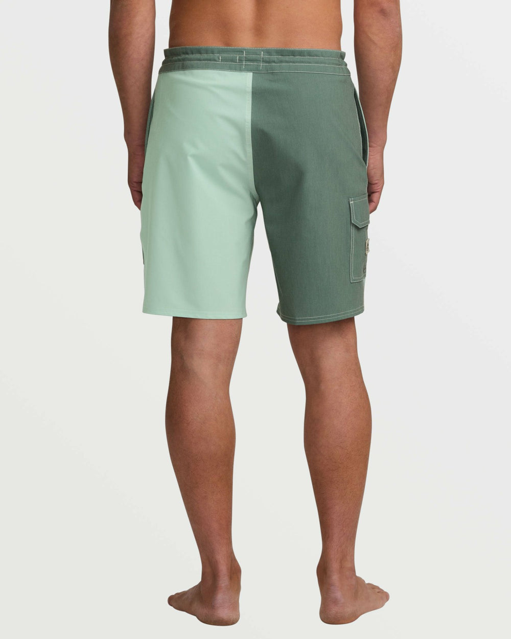 Sunshine Lo Tide 19" Boardshorts - Green Tea | Billabong Men
