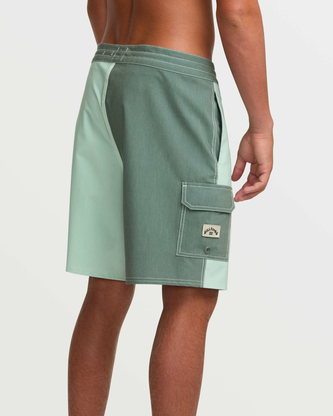 Sunshine Lo Tide 19" Boardshorts - Green Tea | Billabong Men