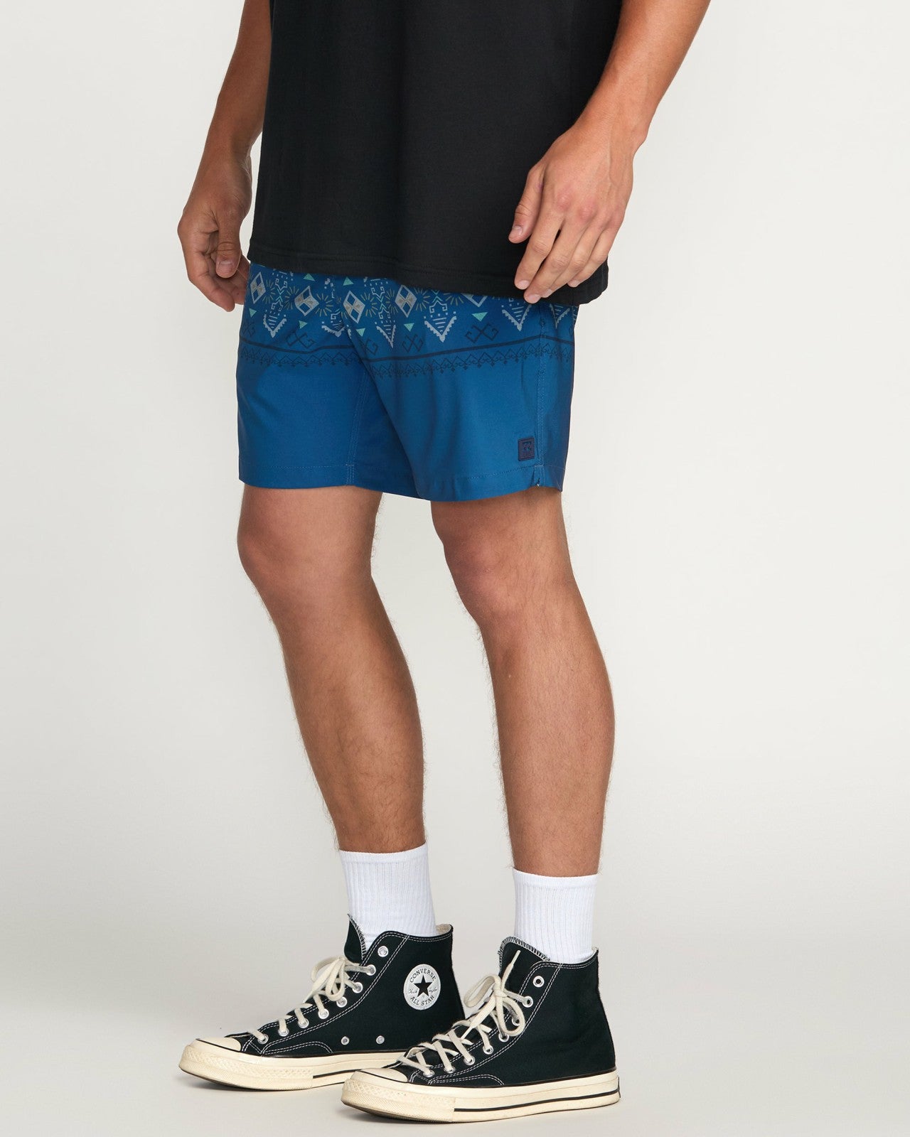 Surftrek Elastic Submersible 17" Hybrid Shorts - Deep Blue | Billabong Men