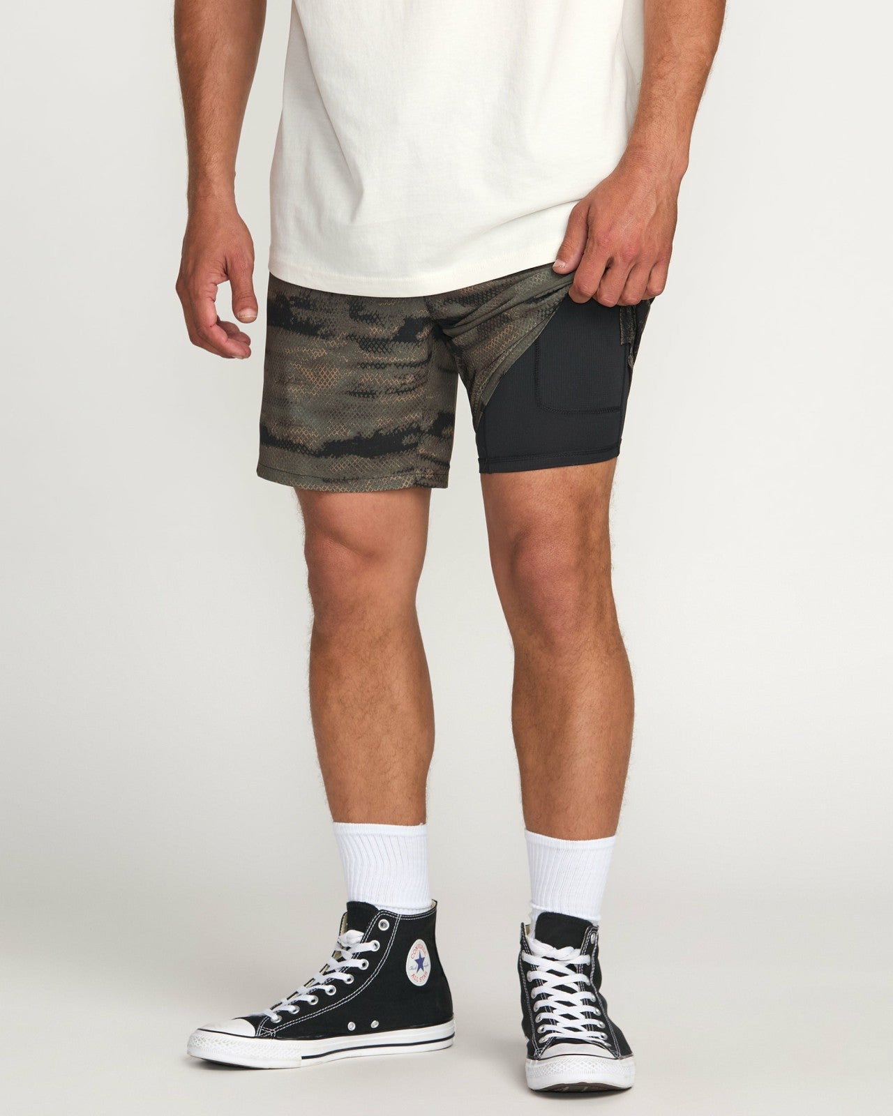 Surftrek Perforated Elastic 17" Hybrid Shorts - Dark Military | Billabong Men
