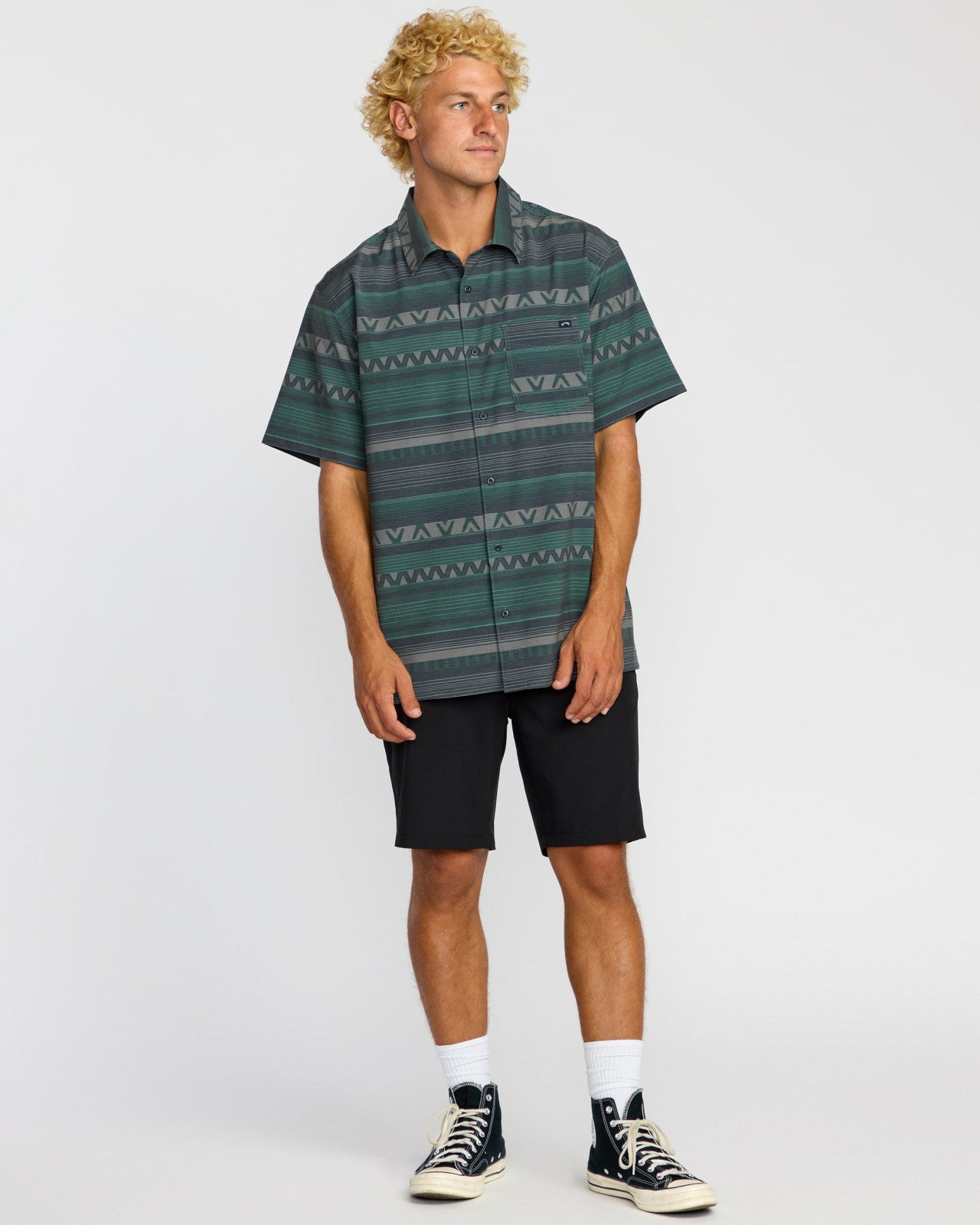 Surftrek Transit Short Sleeve Shirt - Navy | Billabong Men