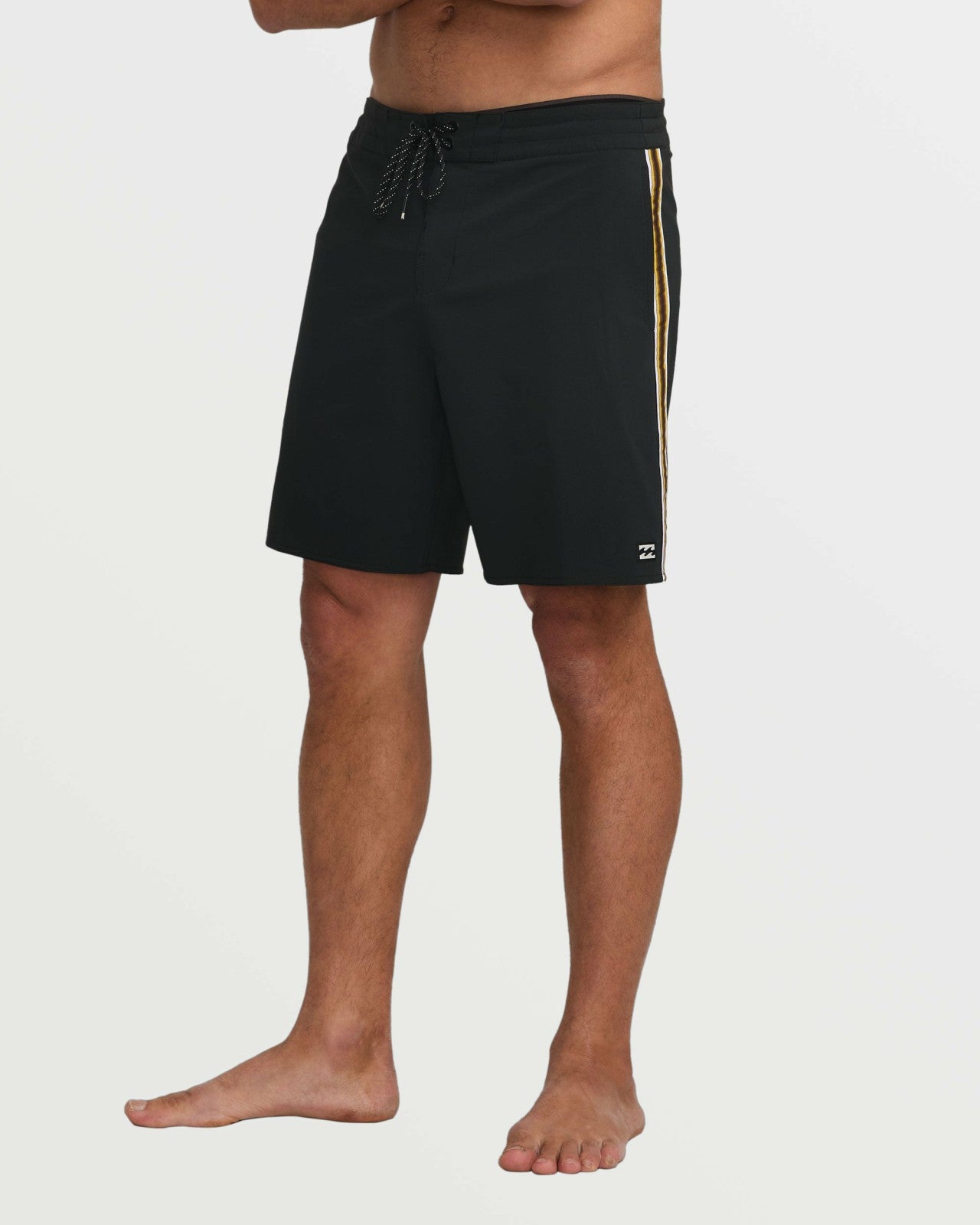 Wategos Lo Tide 19" Boardshorts - Black | Billabong Men