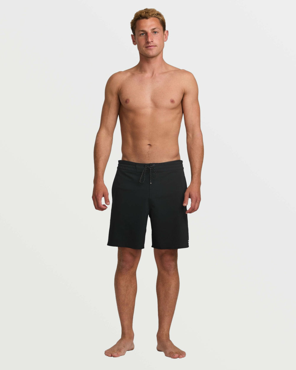 Wategos Lo Tide 19" Boardshorts - Black | Billabong Men