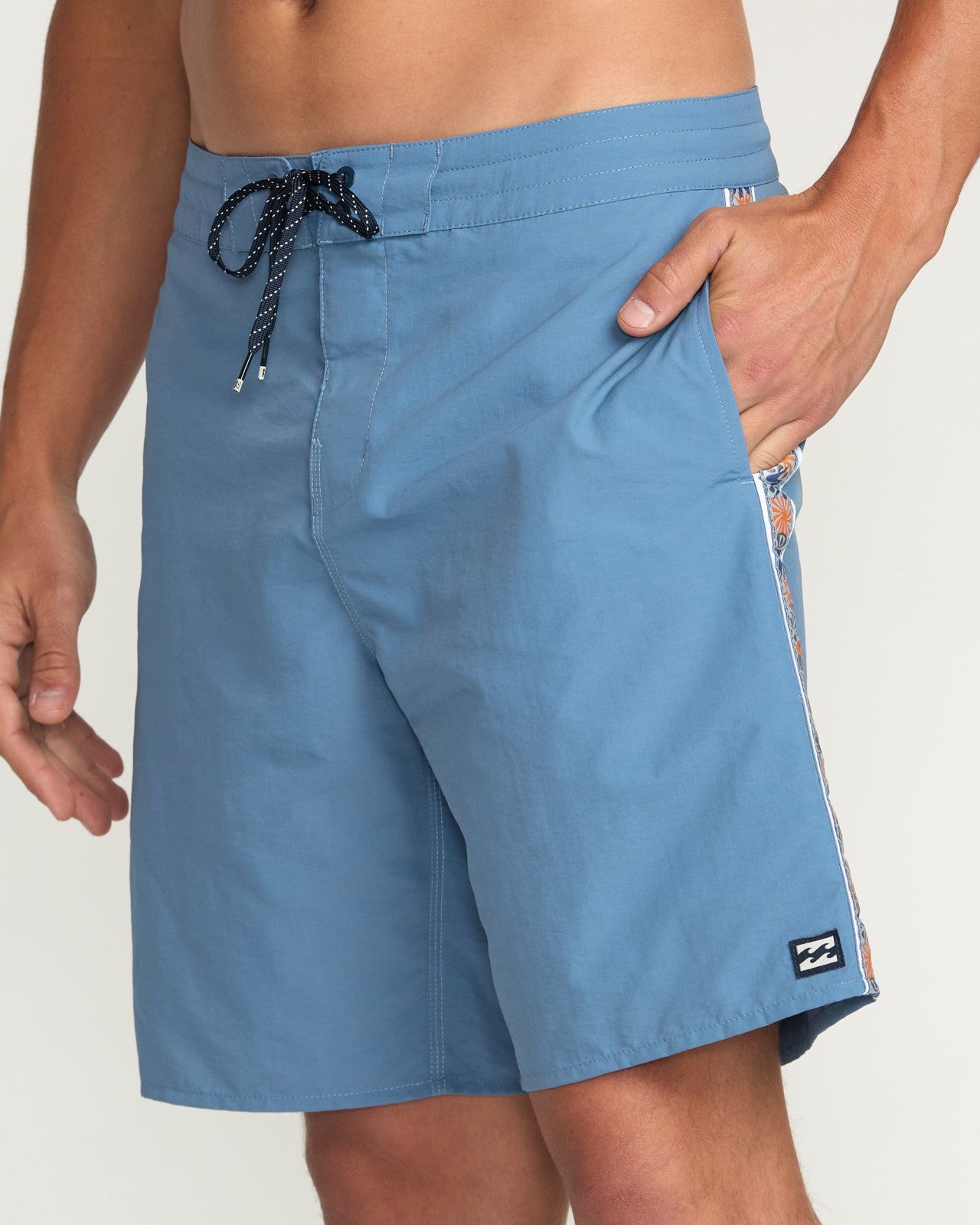 Wategos Lo Tide 19" Boardshorts - Carolina Blue | Billabong Men