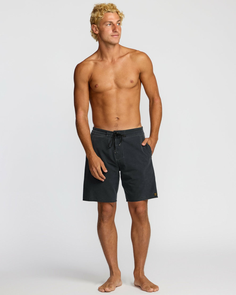 Wategos Lo Tide 19" Boardshorts - Phantom | Billabong Men