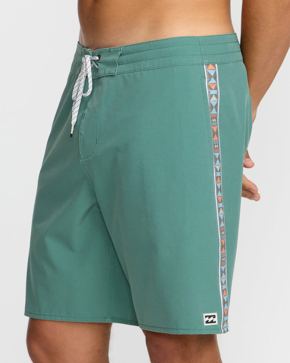 Wategos Lo Tide 19" Boardshorts - Sage Green | Billabong Men