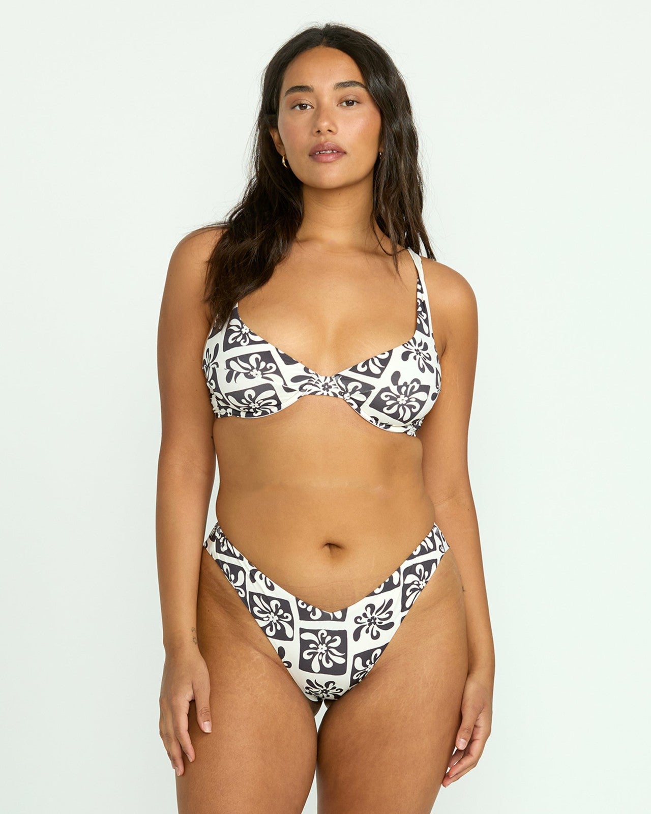 Ur A Legend V Hike Bikini Bottom - Black Sands | Billabong Women